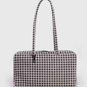 BAGGU medium bowler in gingham